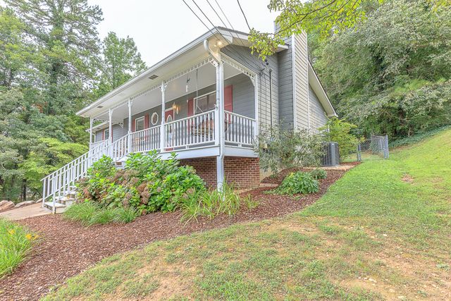 5334 Hunter Village Drive, Ooltewah, TN 37363