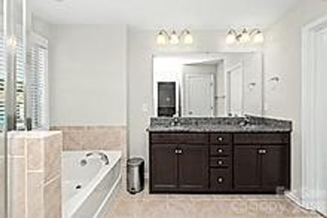 12720 Franklin Square Road 105, Charlotte, NC 28213
