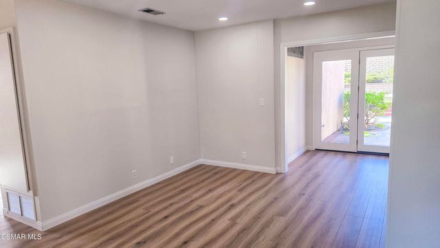 3105 Lodgewood Street, Newbury Park, CA 91320