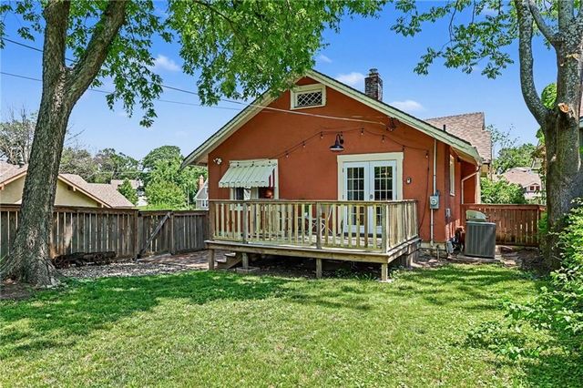 5130 Brookwood Avenue, Kansas City, MO 64110