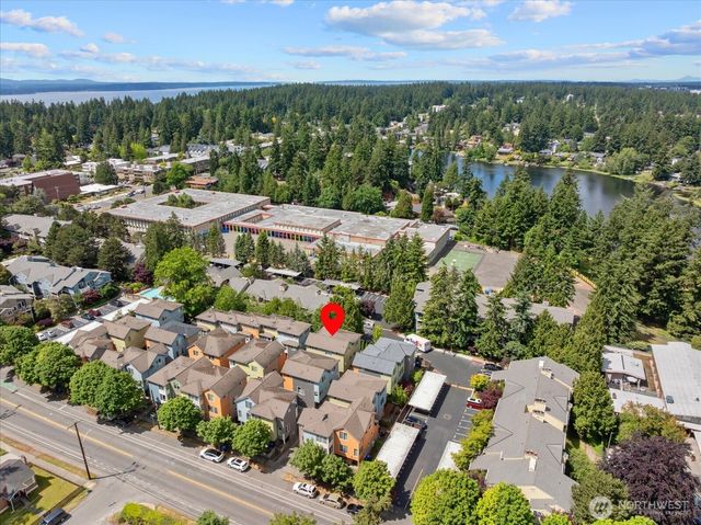 470 N 130th Street, Seattle, WA 98133