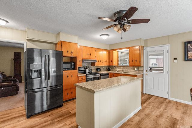 6707 Blue Hill Road, North Little Rock, AR 72118