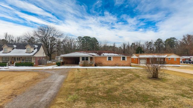 6707 Blue Hill Road, North Little Rock, AR 72118