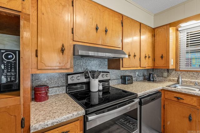 6707 Blue Hill Road, North Little Rock, AR 72118