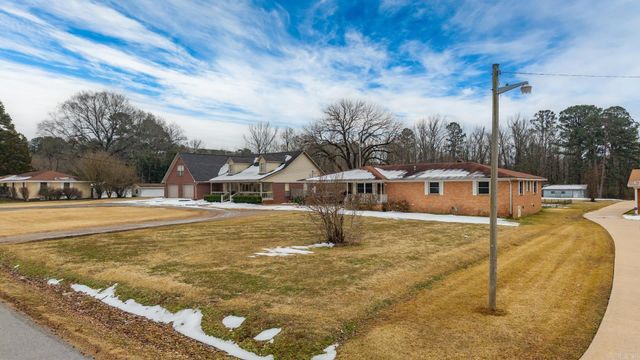 6707 Blue Hill Road, North Little Rock, AR 72118