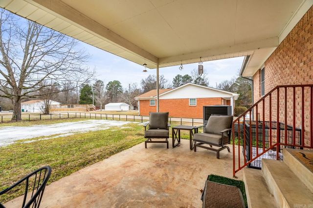 6707 Blue Hill Road, North Little Rock, AR 72118