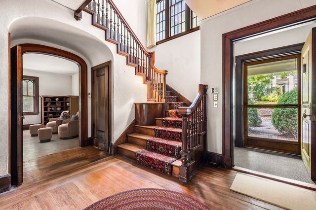16 Kennard Rd, Brookline, MA 02445