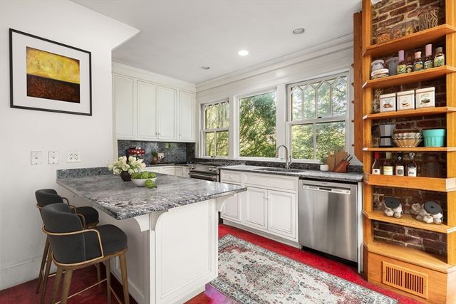 16 Kennard Rd, Brookline, MA 02445