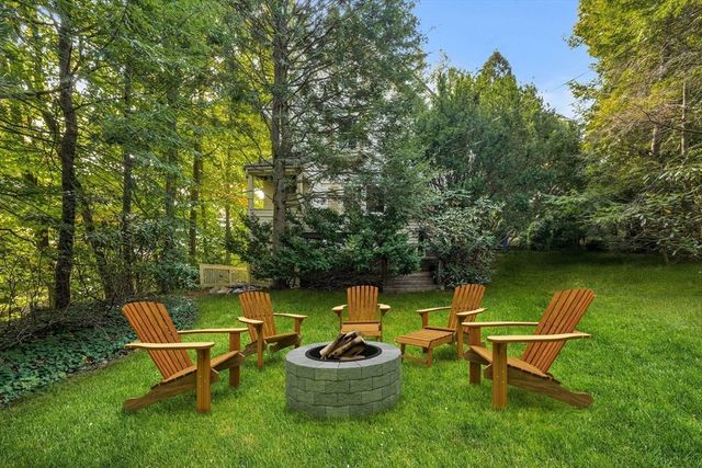 16 Kennard Rd, Brookline, MA 02445