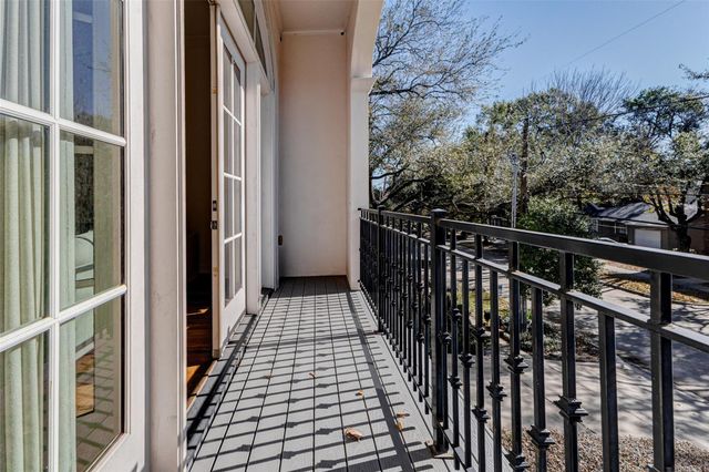 4220 Law Street, Houston, TX 77005