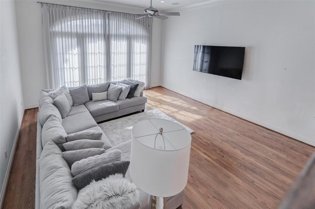 4220 Law Street, Houston, TX 77005