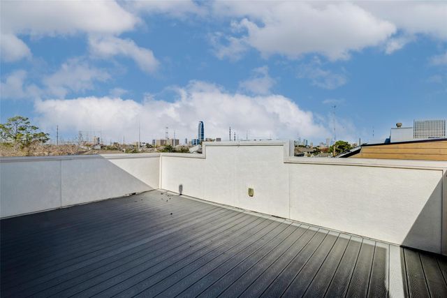 4220 Law Street, Houston, TX 77005