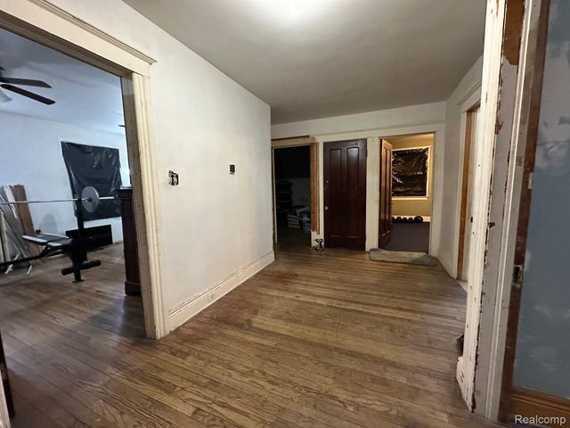 677 Atkinson Street, Detroit, MI 48202