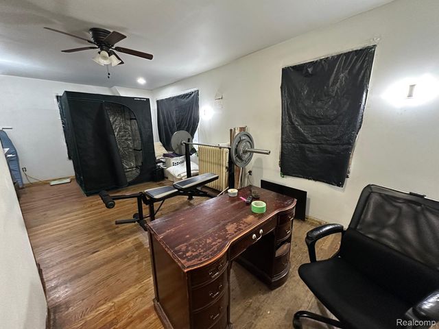 677 Atkinson Street, Detroit, MI 48202