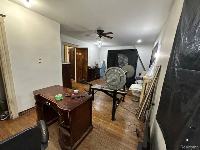 677 Atkinson Street, Detroit, MI 48202