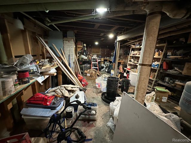 677 Atkinson Street, Detroit, MI 48202