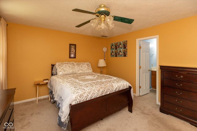 709 Summitcrest Drive, Indianapolis, IN 46241