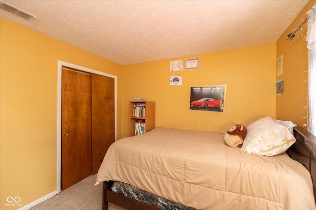 709 Summitcrest Drive, Indianapolis, IN 46241