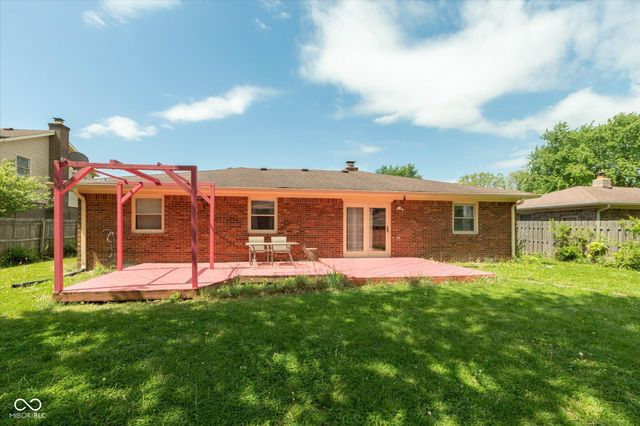 709 Summitcrest Drive, Indianapolis, IN 46241