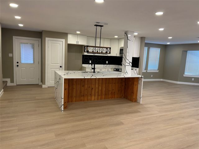 10711 Cromwell Drive, Dallas, TX 75229