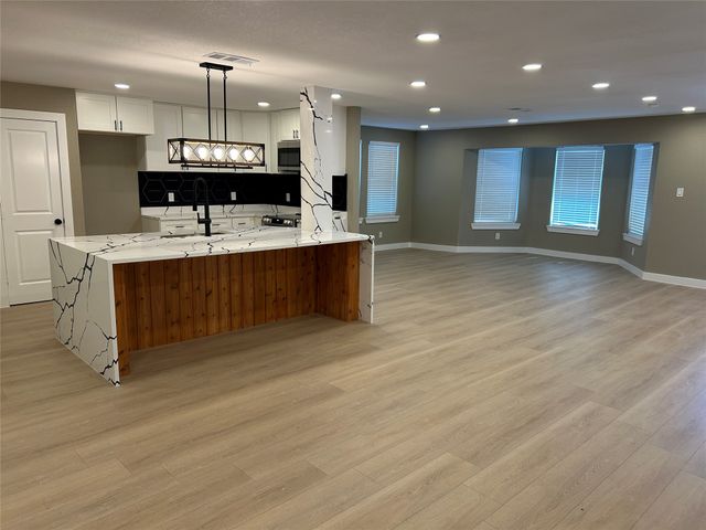 10711 Cromwell Drive, Dallas, TX 75229