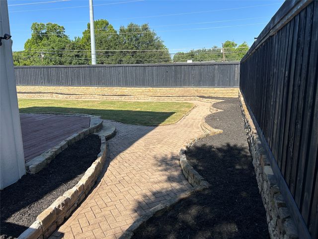 10711 Cromwell Drive, Dallas, TX 75229