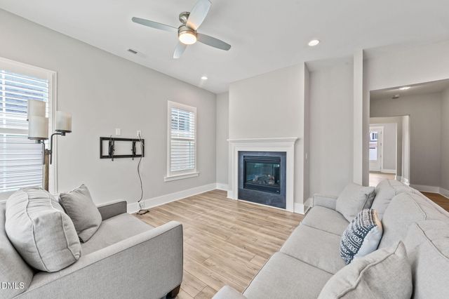 1106 Hodgson Lane, Fuquay Varina, NC 27526