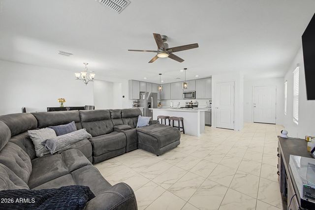 1556 W CENTRAL Avenue, Coolidge, AZ 85128