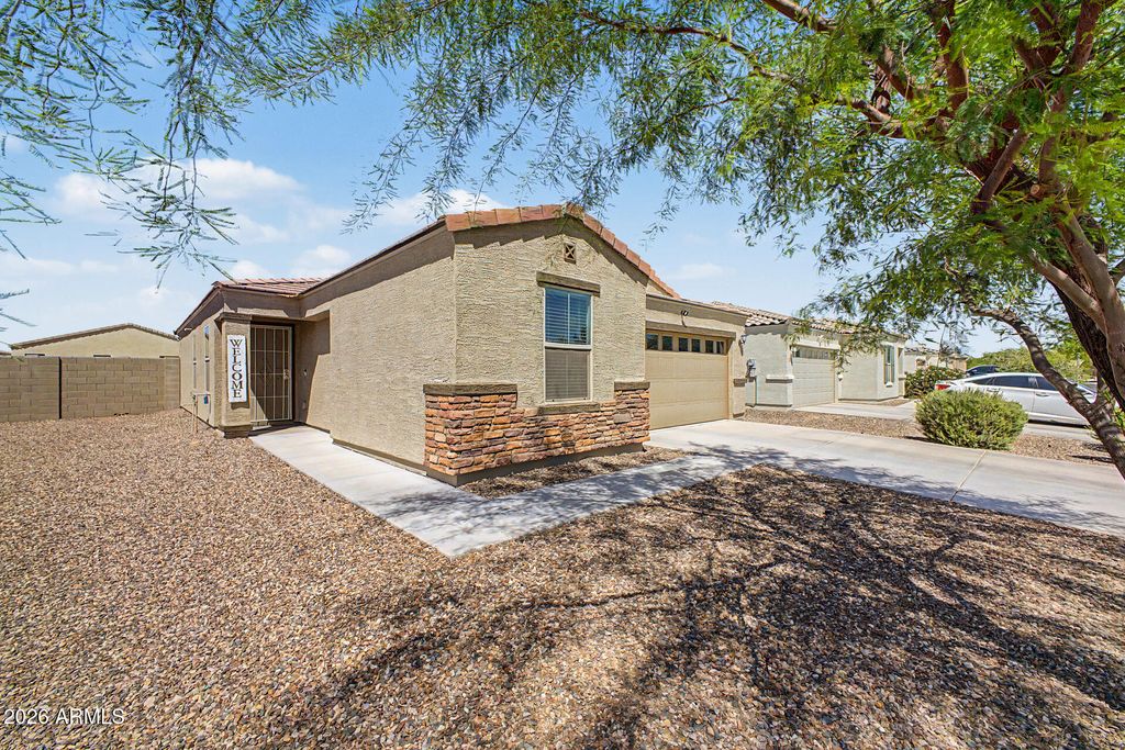 1556 W CENTRAL Avenue, Coolidge, AZ 85128 — photo 2