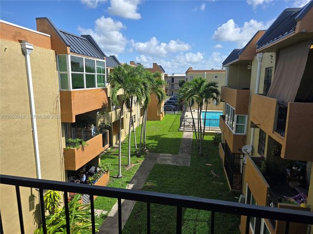 6070 W 18th Avenue 213, Hialeah, FL 33012