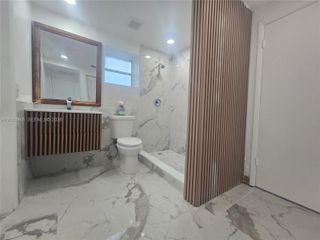 6070 W 18th Avenue 213, Hialeah, FL 33012