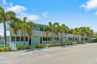 65 SE Spanish Trail 2070, Boca Raton, FL 33432
