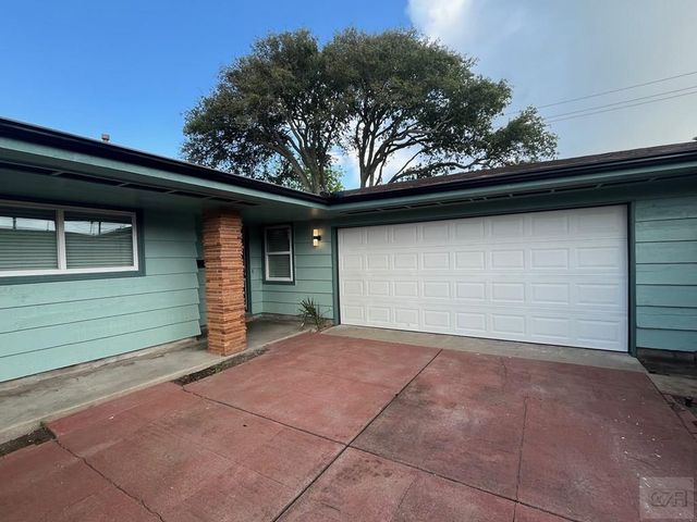 6514 Golf Crest Drive, Galveston, TX 77551