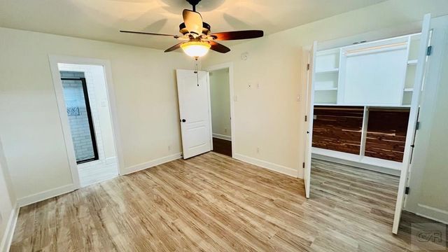 6514 Golf Crest Drive, Galveston, TX 77551