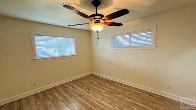 6514 Golf Crest Drive, Galveston, TX 77551