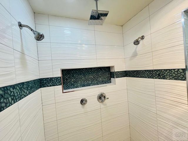 6514 Golf Crest Drive, Galveston, TX 77551