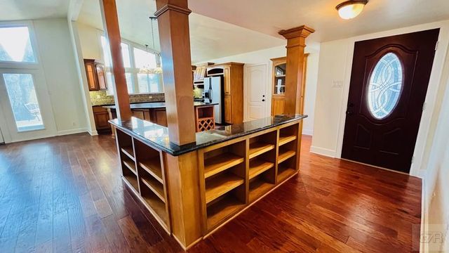 6514 Golf Crest Drive, Galveston, TX 77551