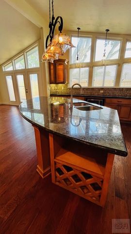 6514 Golf Crest Drive, Galveston, TX 77551