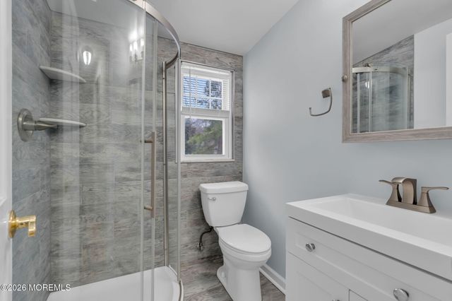 23 Cleveland Avenue, East Brunswick, NJ 08816