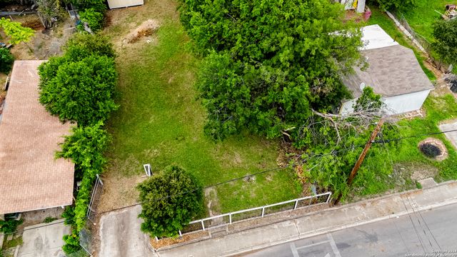 445 Furnish Ave, San Antonio, TX 78204