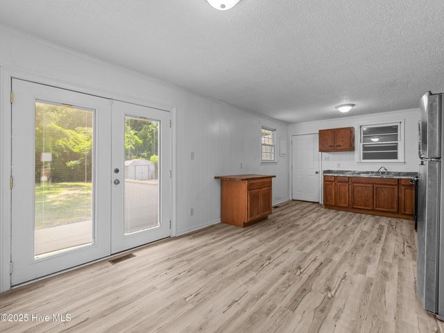 107 Tower Drive, Jacksonville, NC 28546