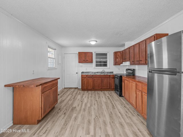 107 Tower Drive, Jacksonville, NC 28546