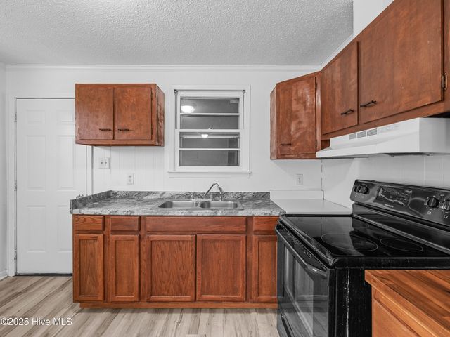 107 Tower Drive, Jacksonville, NC 28546