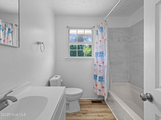 107 Tower Drive, Jacksonville, NC 28546
