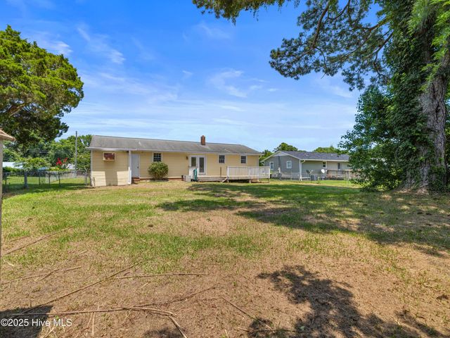 107 Tower Drive, Jacksonville, NC 28546