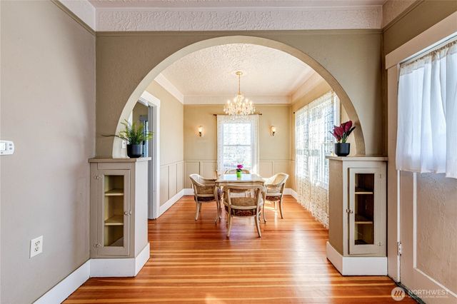 720 S Peabody Street, Port Angeles, WA 98362