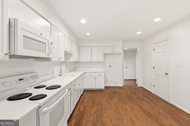 10 Mooregate Square 10, Atlanta, GA 30327