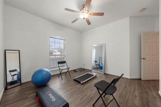 107 Frederick LN, Thorndale, TX 76577