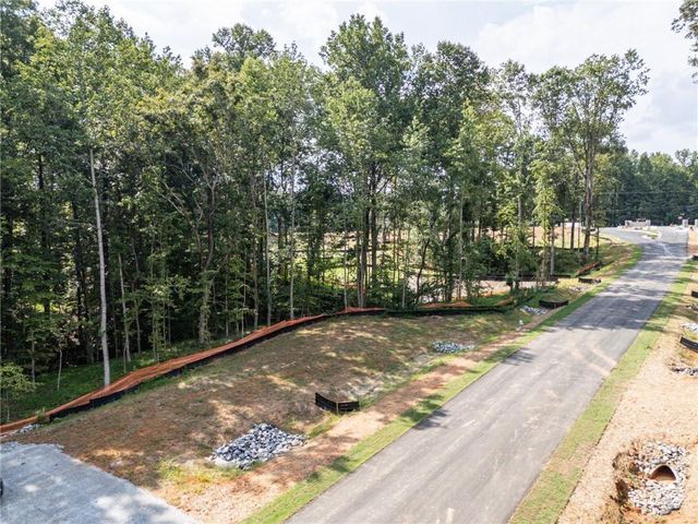 750 Oaks Trail W, Milton, GA 30004