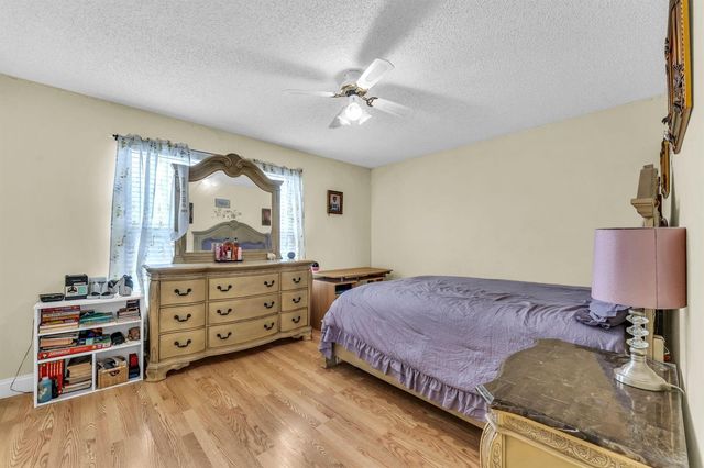 143 W Tara Lakes Dr Drive W, Boynton Beach, FL 33436